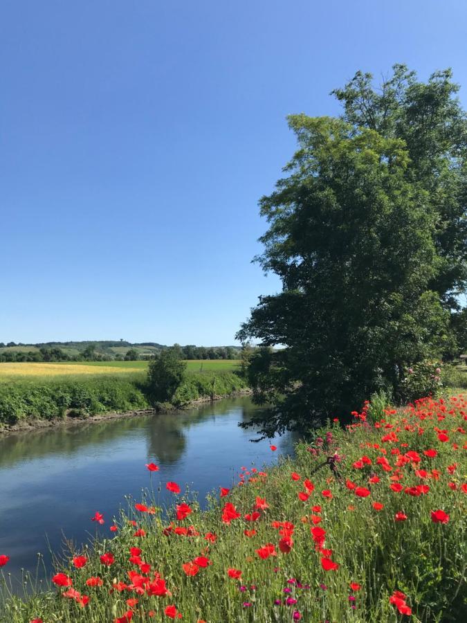 Gite Serenida Criquebeuf-sur-Seine エクステリア 写真